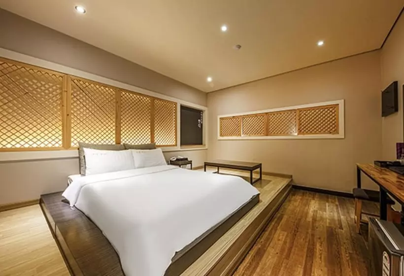 モーテル Gongju Hotel Bandi