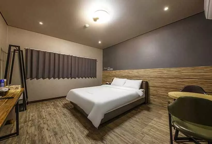 モーテル Gongju Hotel Bandi