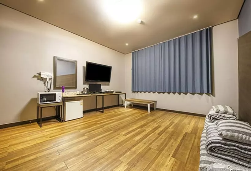 モーテル Gongju Hotel Bandi