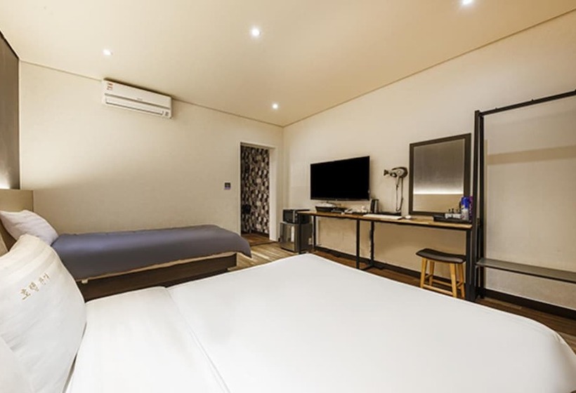 Motel Gongju Hotel Bandi