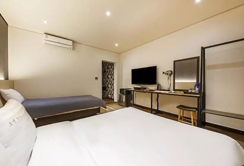 モーテル Gongju Hotel Bandi