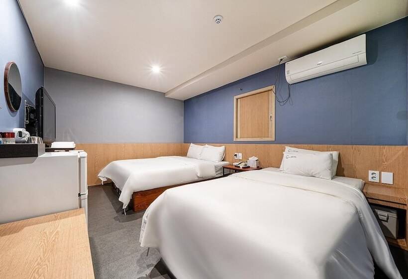 Motel Guri C Boutique