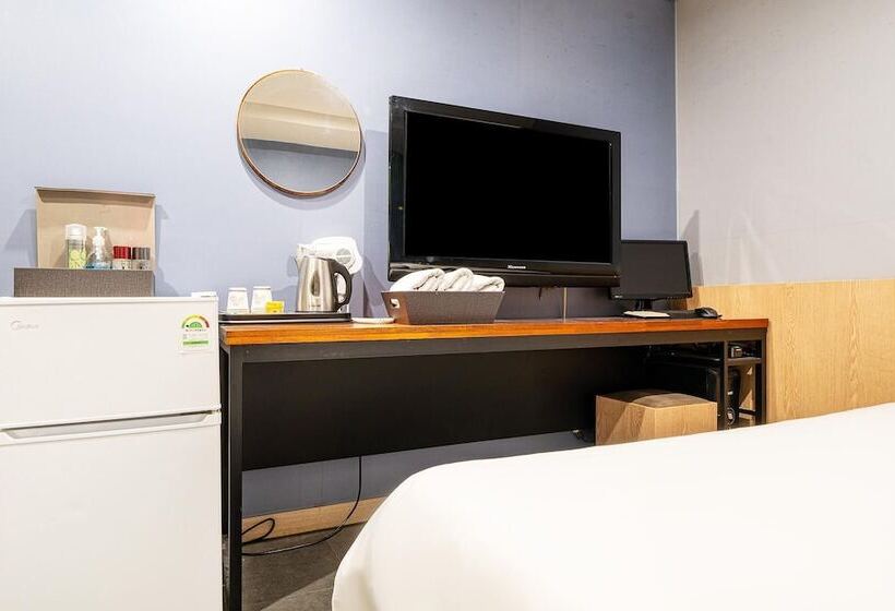 Motel Guri C Boutique