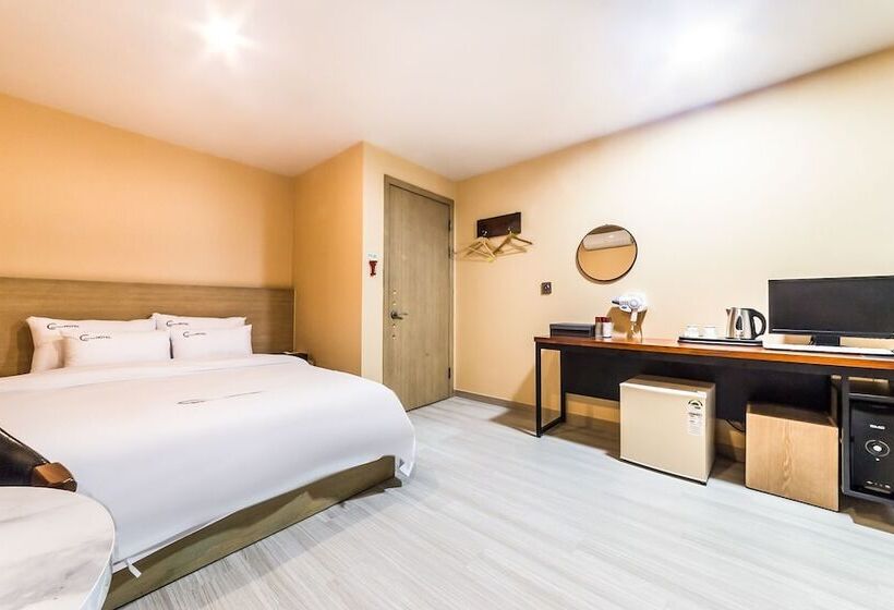 Motel Guri C Boutique