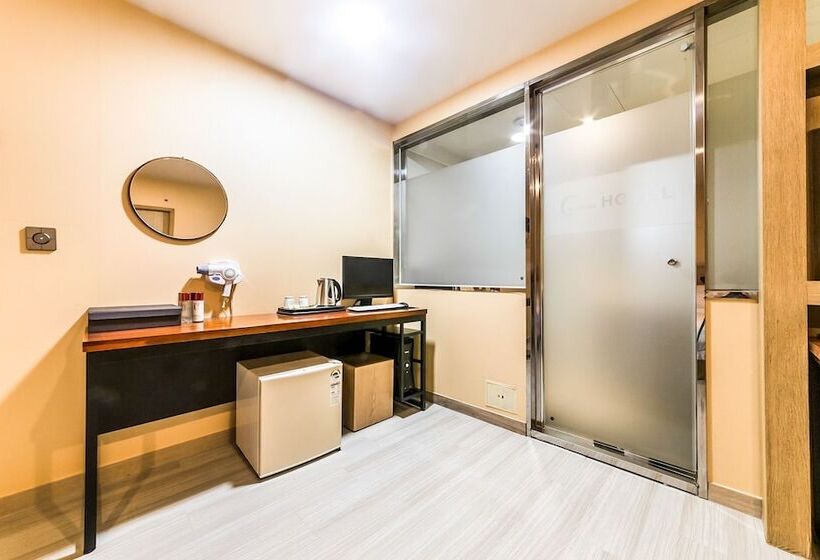 Motel Guri C Boutique