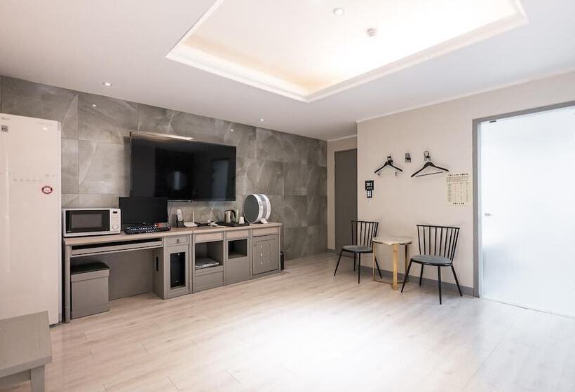 Motel Hwaseong Wolmun Lavender Onchen