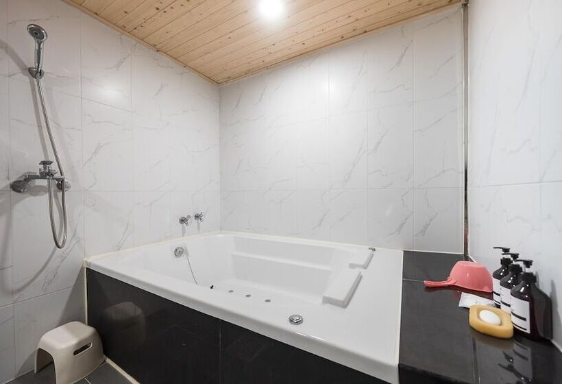 Motel Hwaseong Wolmun Lavender Onchen
