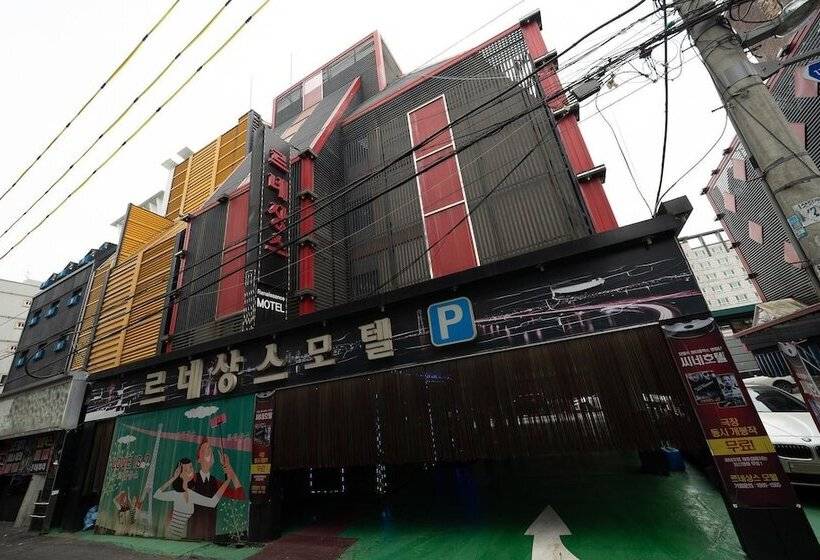 汽车旅馆  Incheon Renaissance