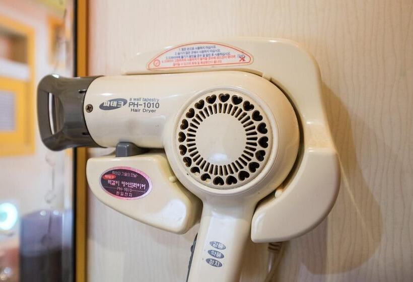 汽车旅馆  Incheon Renaissance