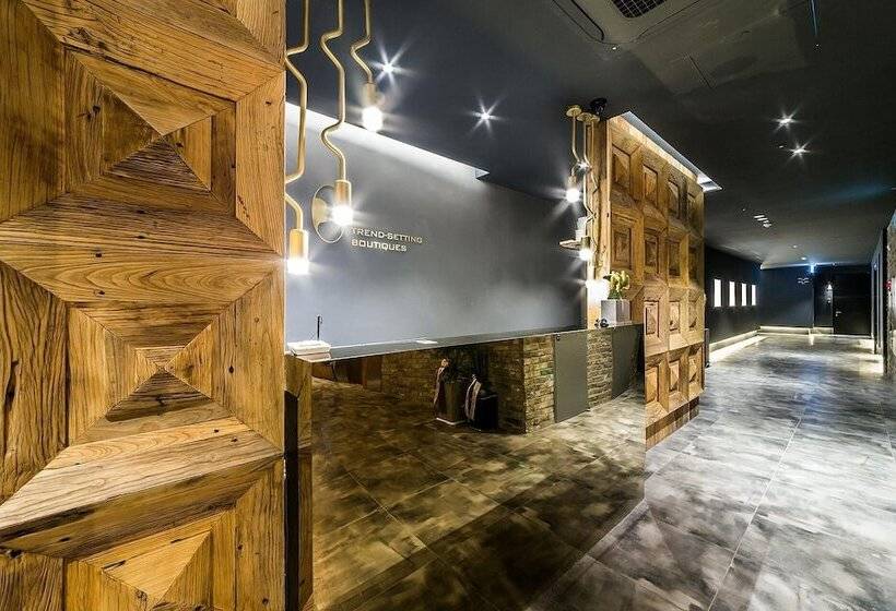 汽车旅馆  Gimpo Marie