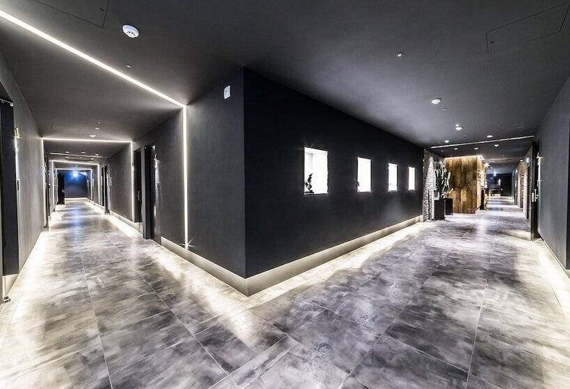 汽车旅馆  Gimpo Marie