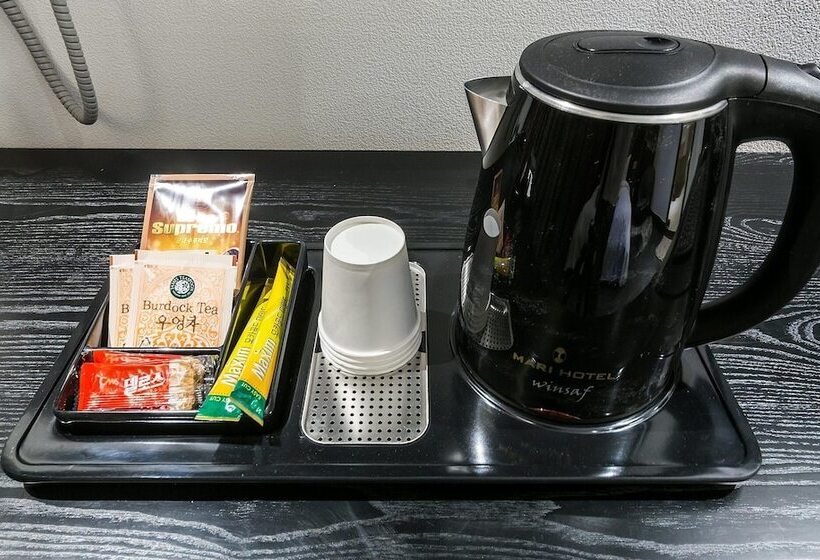 汽车旅馆  Gimpo Marie