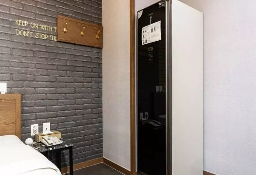 モーテル Namyangju Praha