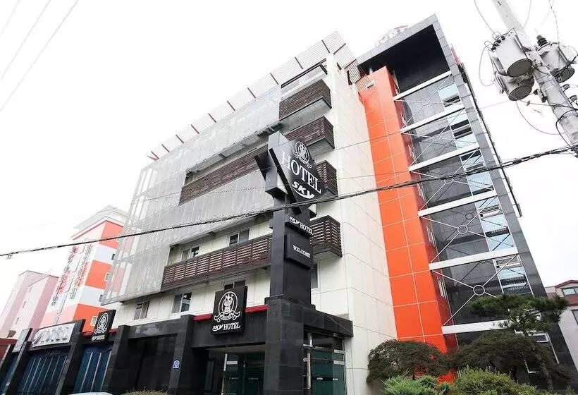 Motelli Seosan Sky