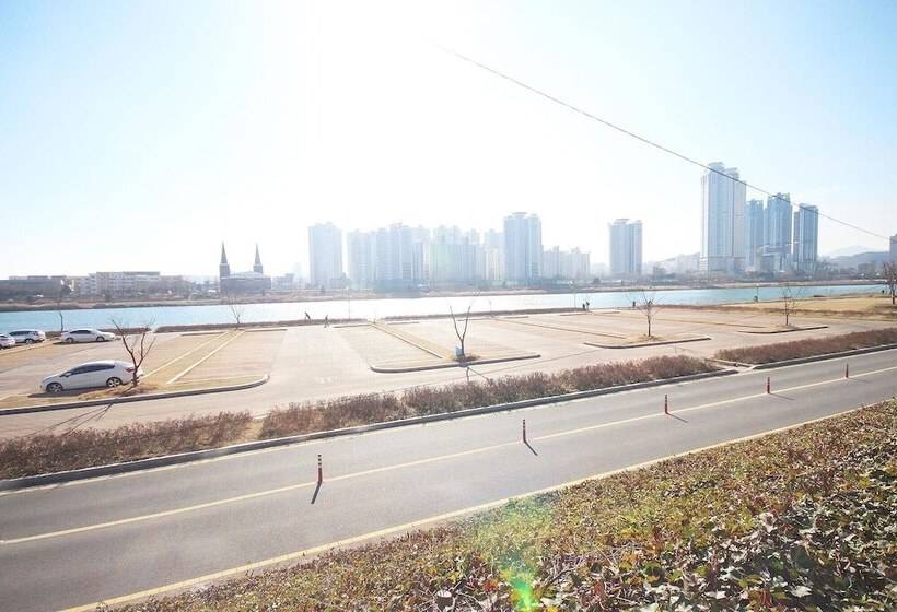 모텔 Ulsan Seongnam Dong V