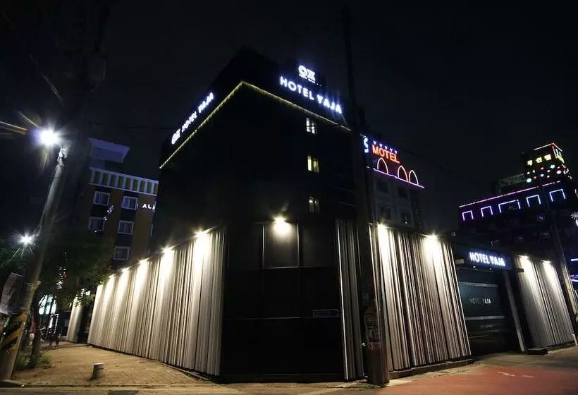 مُتل Gwangju Hanam Yaja Gwangju Hanam Branch