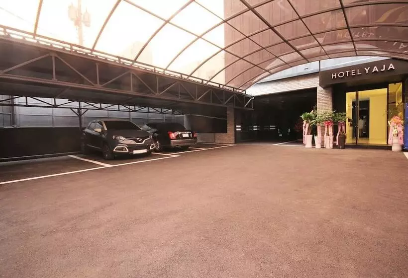 مُتل Gwangju Hanam Yaja Gwangju Hanam Branch