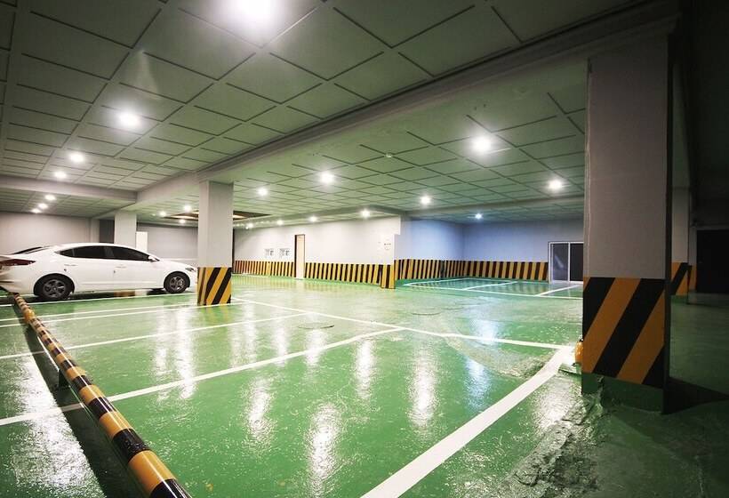 汽车旅馆  Yeosu Arirang Hill