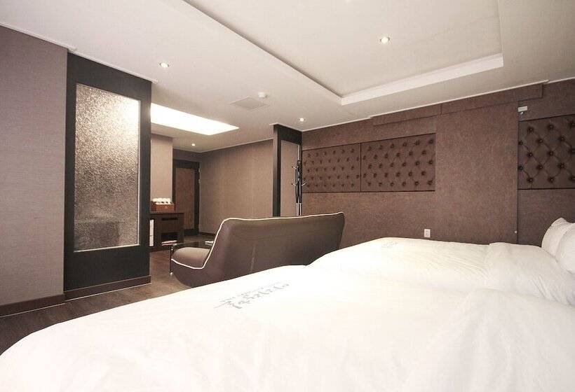 汽车旅馆  Yeosu Arirang Hill