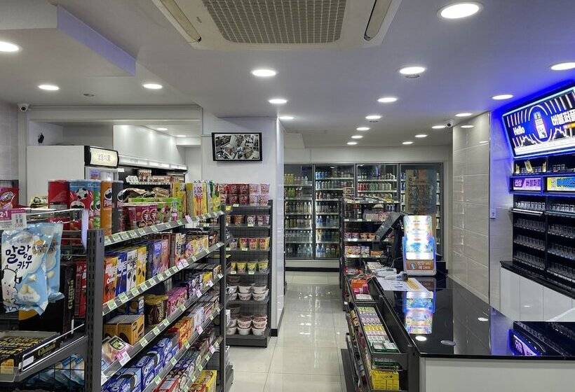 汽车旅馆  Yestay