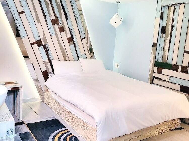 汽车旅馆  Yestay