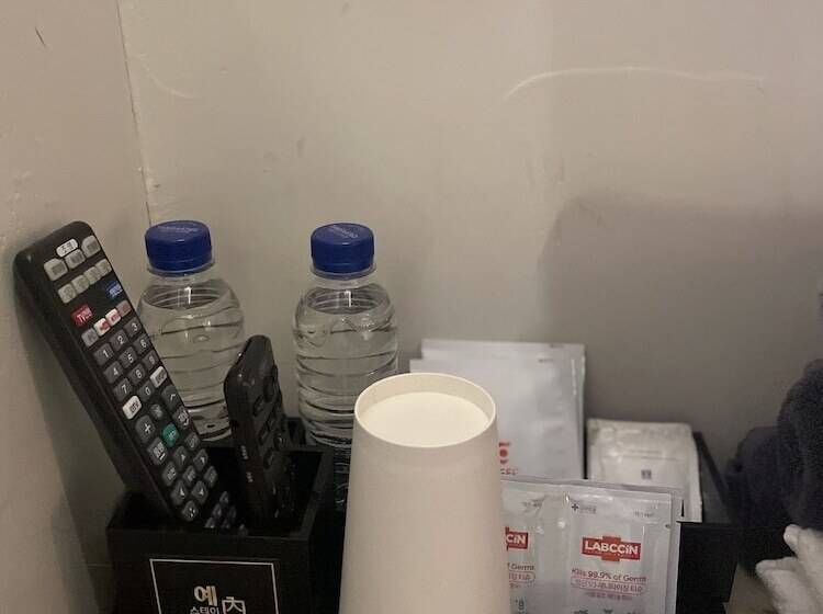 汽车旅馆  Yestay