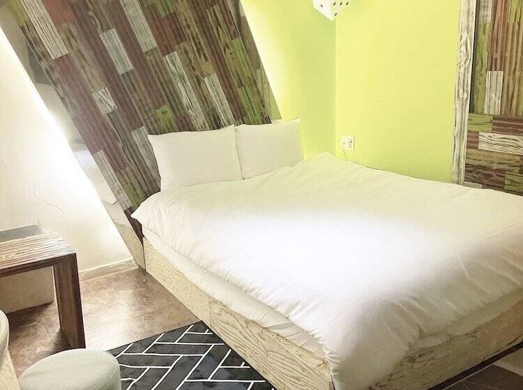 汽车旅馆  Yestay