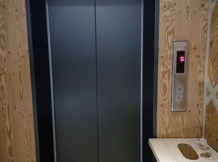 汽车旅馆  Yestay