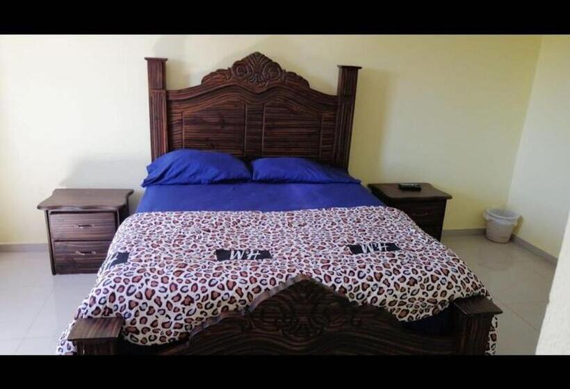 پانسیون Room In Guest Room Piscalonga Hotel Restaurant Cozy Family Operated