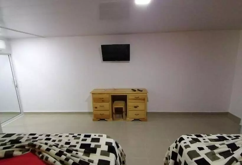 پانسیون Room In Guest Room   Piscalonga Hotel Restaurant Cozy Family Operated