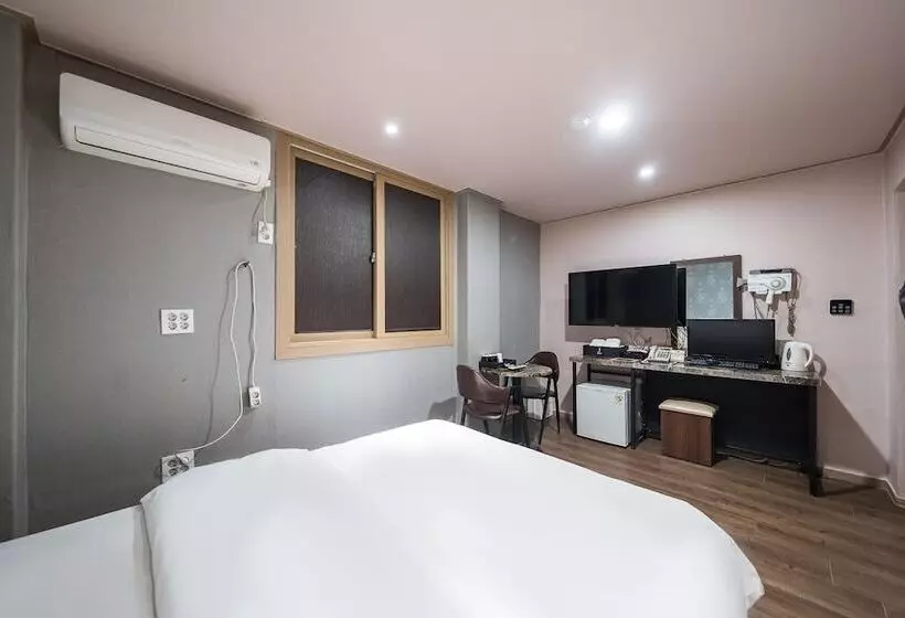 Seongnam Je Motel
