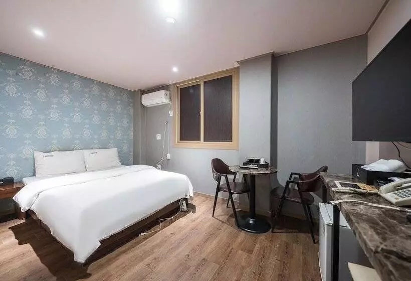 Seongnam Je Motel