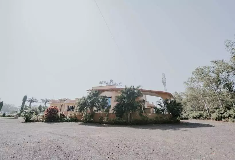 Tgi Jahaj Mahal Resort