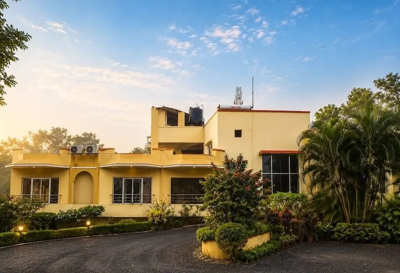 Tgi Jahaj Mahal Resort