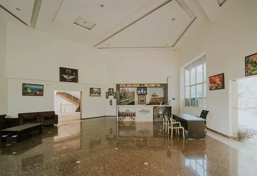 Tgi Jahaj Mahal Resort