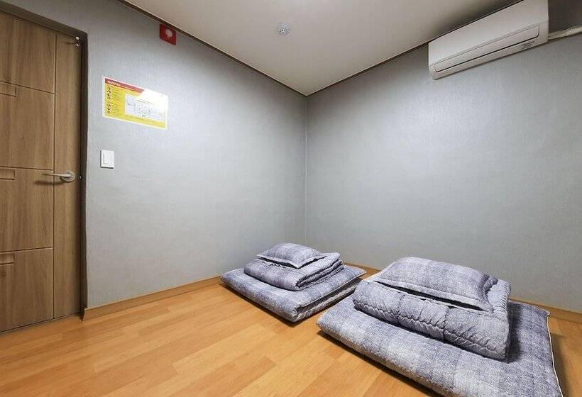 Buyeo Hongsan 3f Motel