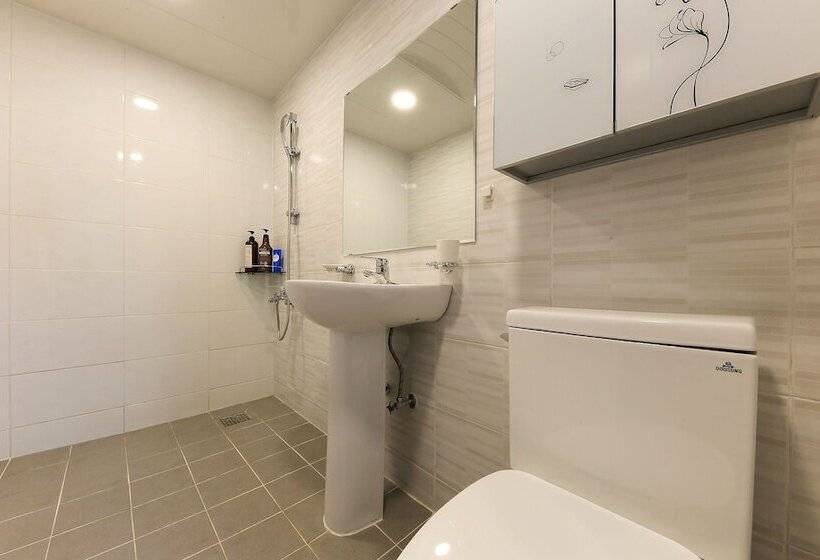 Buyeo Hongsan 3f Motel