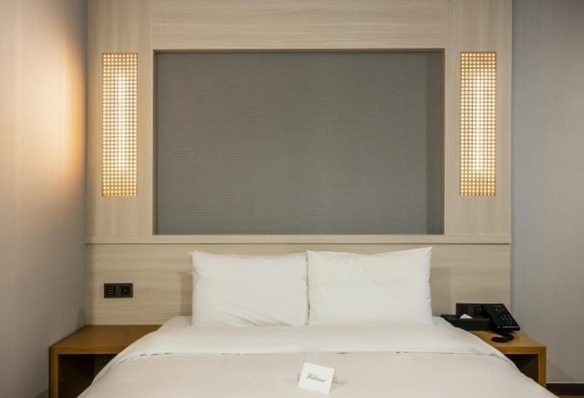 هتل Busan Station Notte La Mia