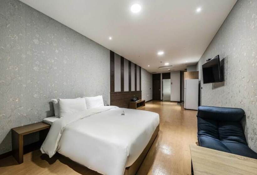 هتل Busan Station Notte La Mia