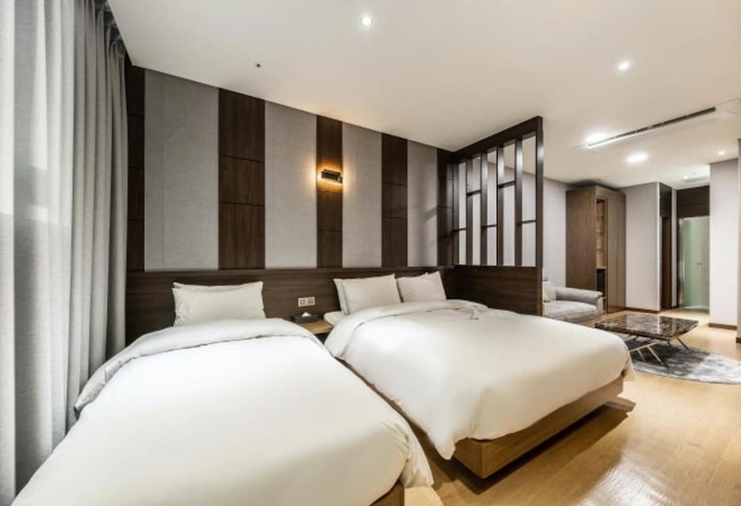 هتل Busan Station Notte La Mia