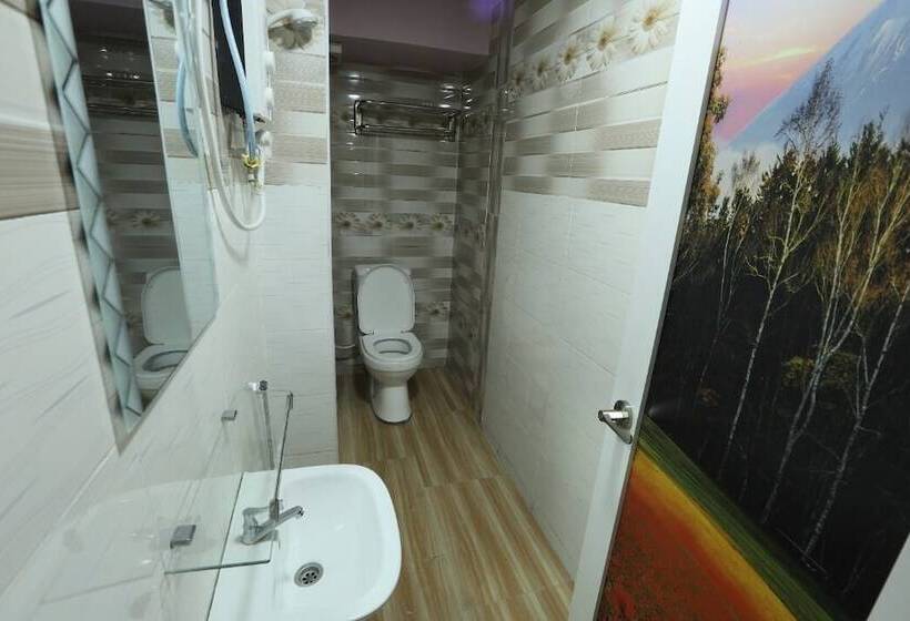 Hotel Cameron Kea Farm