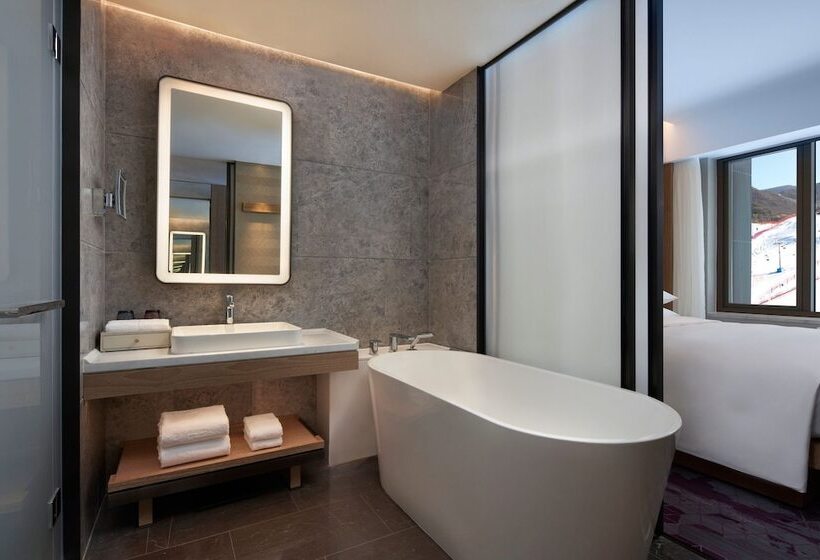 ホテル Courtyard By Marriott Chongli