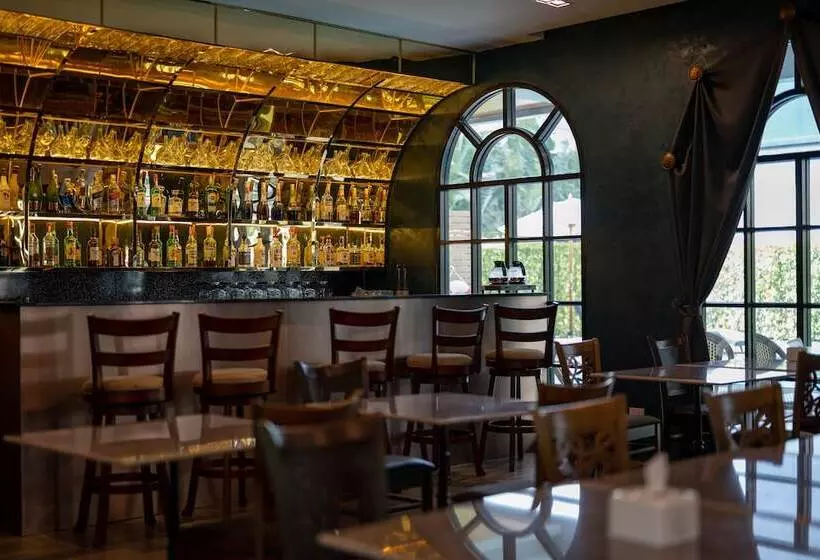 ホテル Cozy Blu Suvarnabhumi