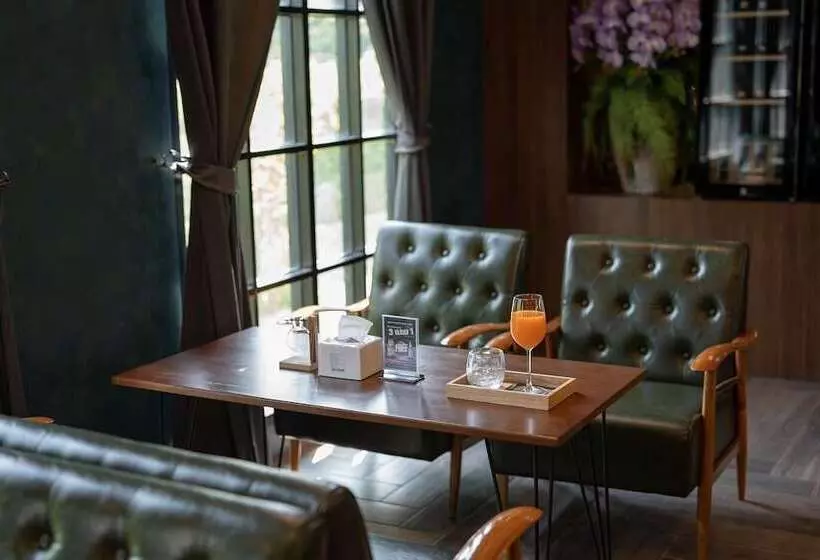 ホテル Cozy Blu Suvarnabhumi