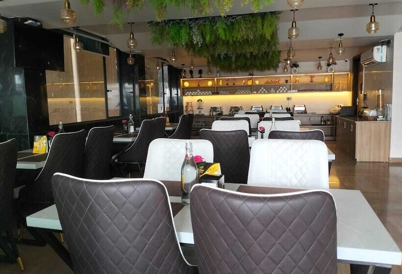 호텔 Culture By Bvh Hospitality Greater Noida