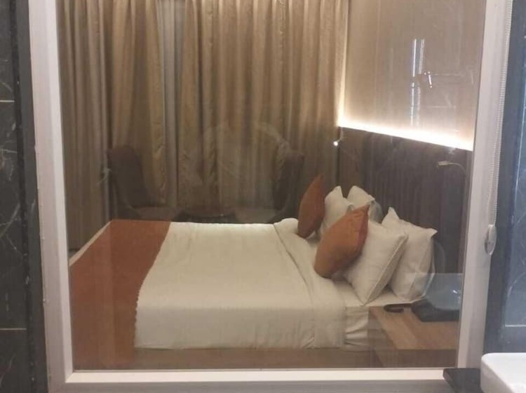 호텔 Culture By Bvh Hospitality Greater Noida