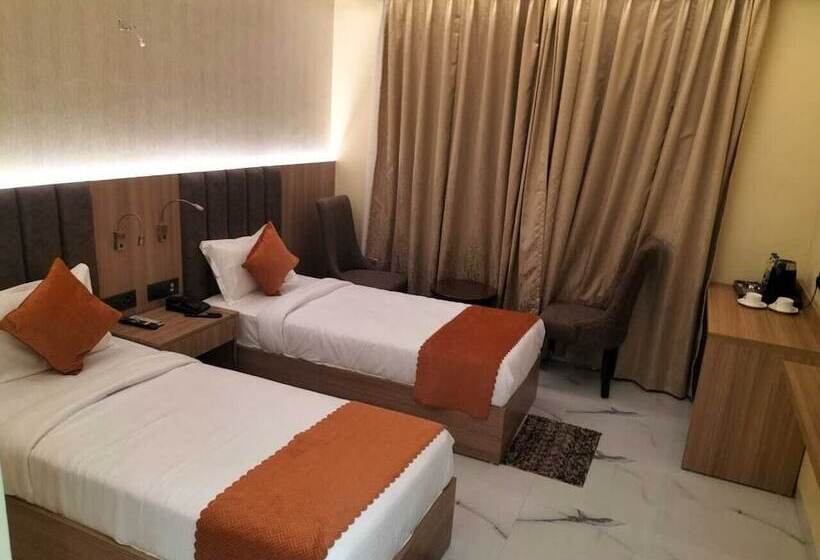 호텔 Culture By Bvh Hospitality Greater Noida