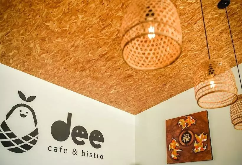 Hotelli Dee Homestay