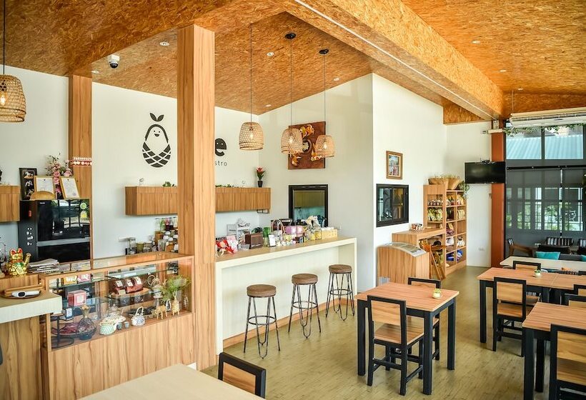 ホテル Dee Homestay