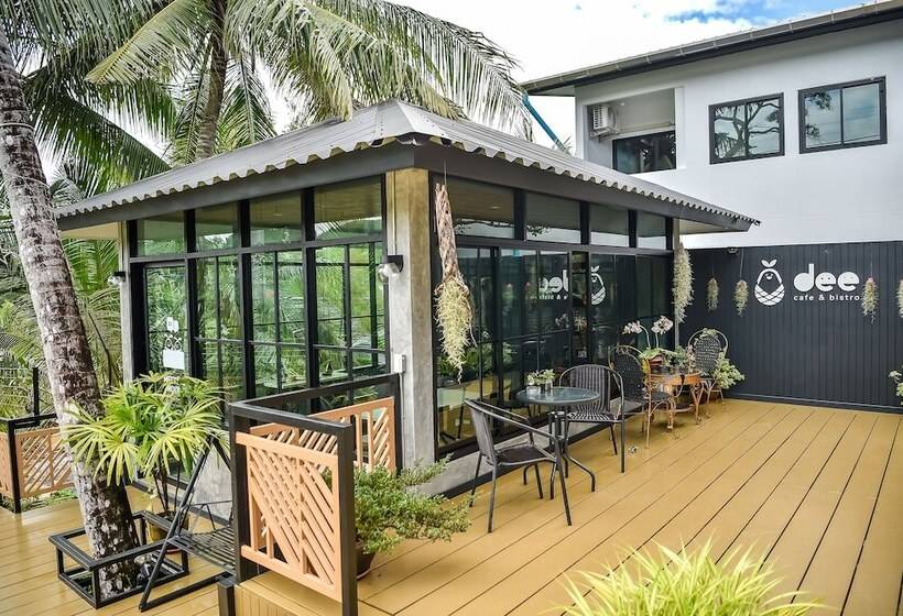 ホテル Dee Homestay